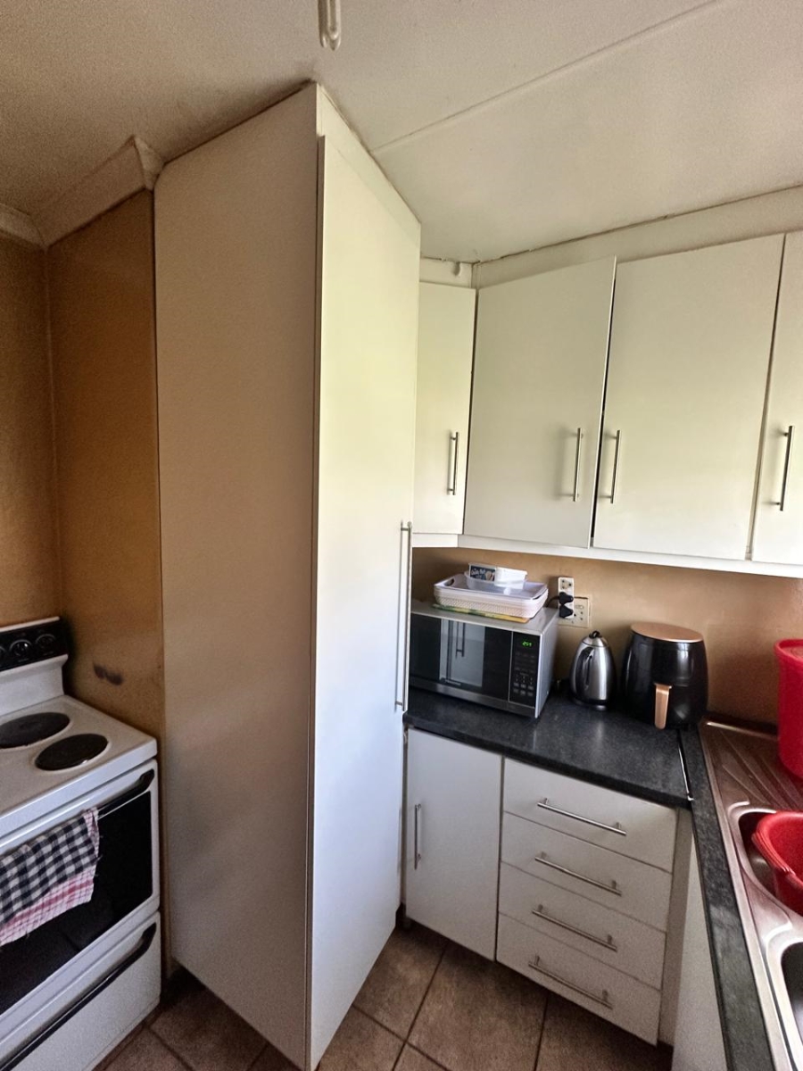 3 Bedroom Property for Sale in Ezibeleni Eastern Cape